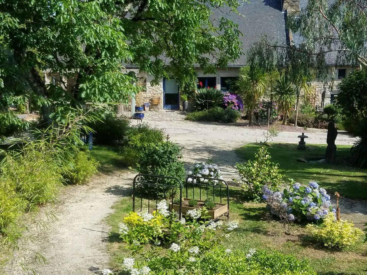 Le Domaine De Saint-Thomin Panzió Nostang Kültér fotó